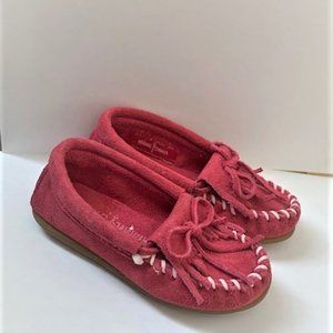 Minnetonka Kilty Suede Moc Hot Pink Toddler sz 8